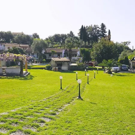 άνετος για χαλάρωση * Perama (Corfu)